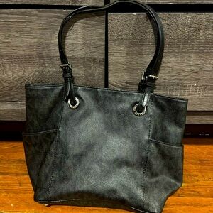 Black Michael Kors shoulder tote purse